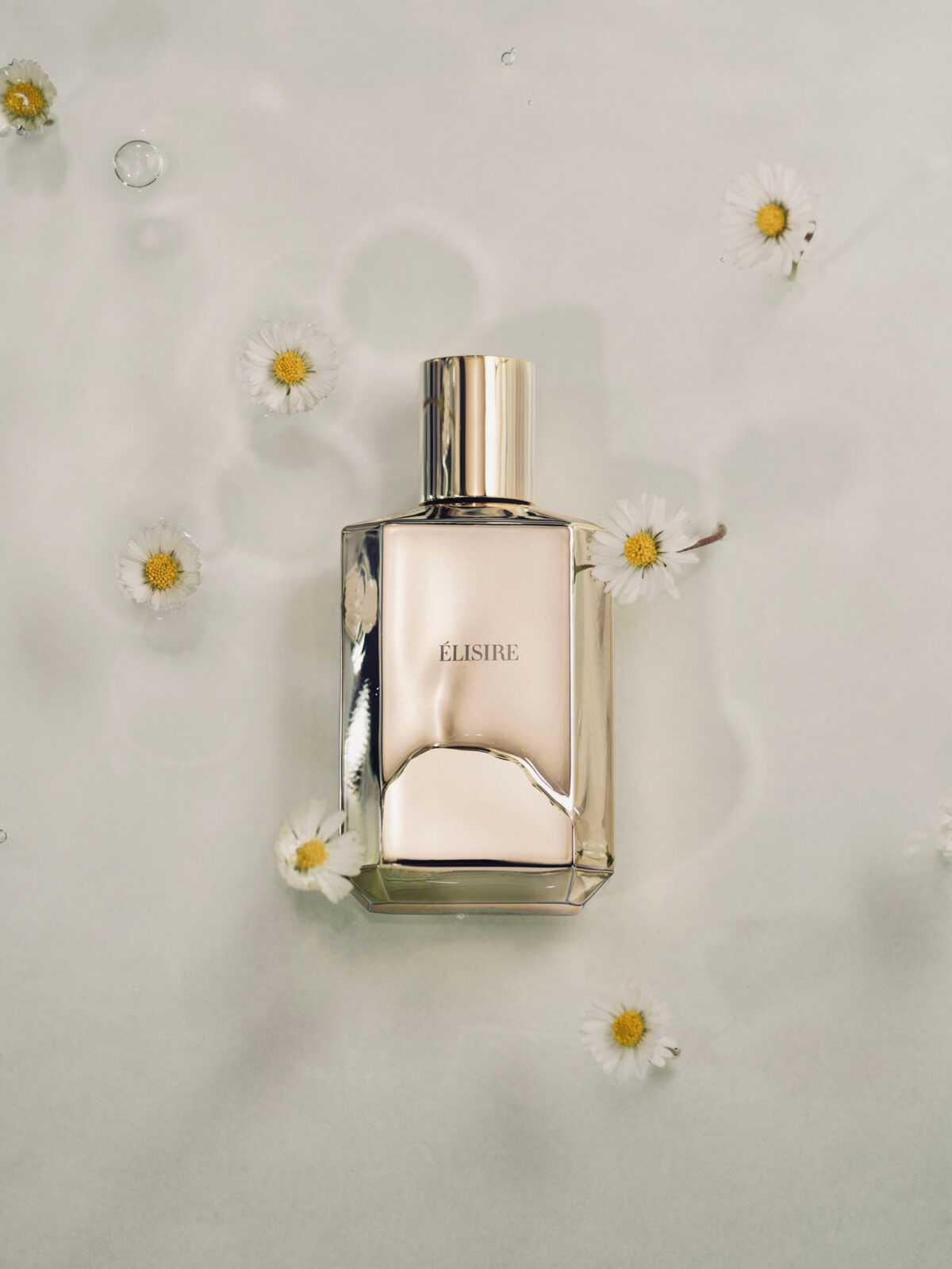 elisire, beauty, beauty product, fragrance, perfume, scent, productphotography, stilllife, photography, klas foerster